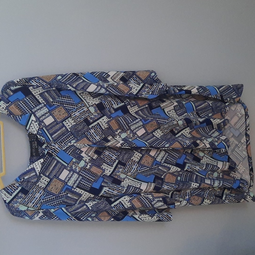 Attitudes by Renee Blue, Black & Tan Geometric Tunic Top